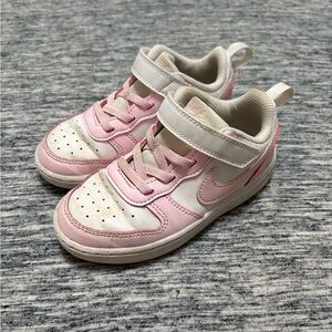 Nike Toddler Girls Shoes Size 9